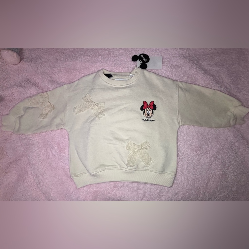 Zara Disney Minnie Mouse Girls Beige Pullover Sweatshirt Bow Accents Size 4